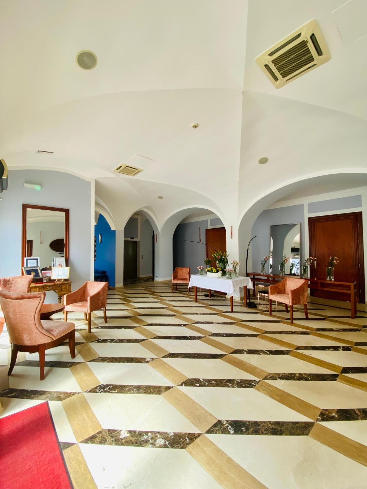 Hotel Rejs Ustka Esterno foto