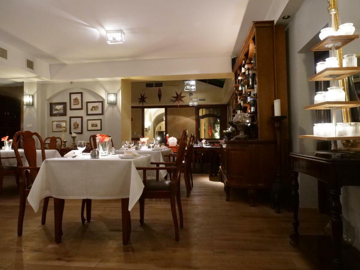 Hotel Rejs Ustka Esterno foto